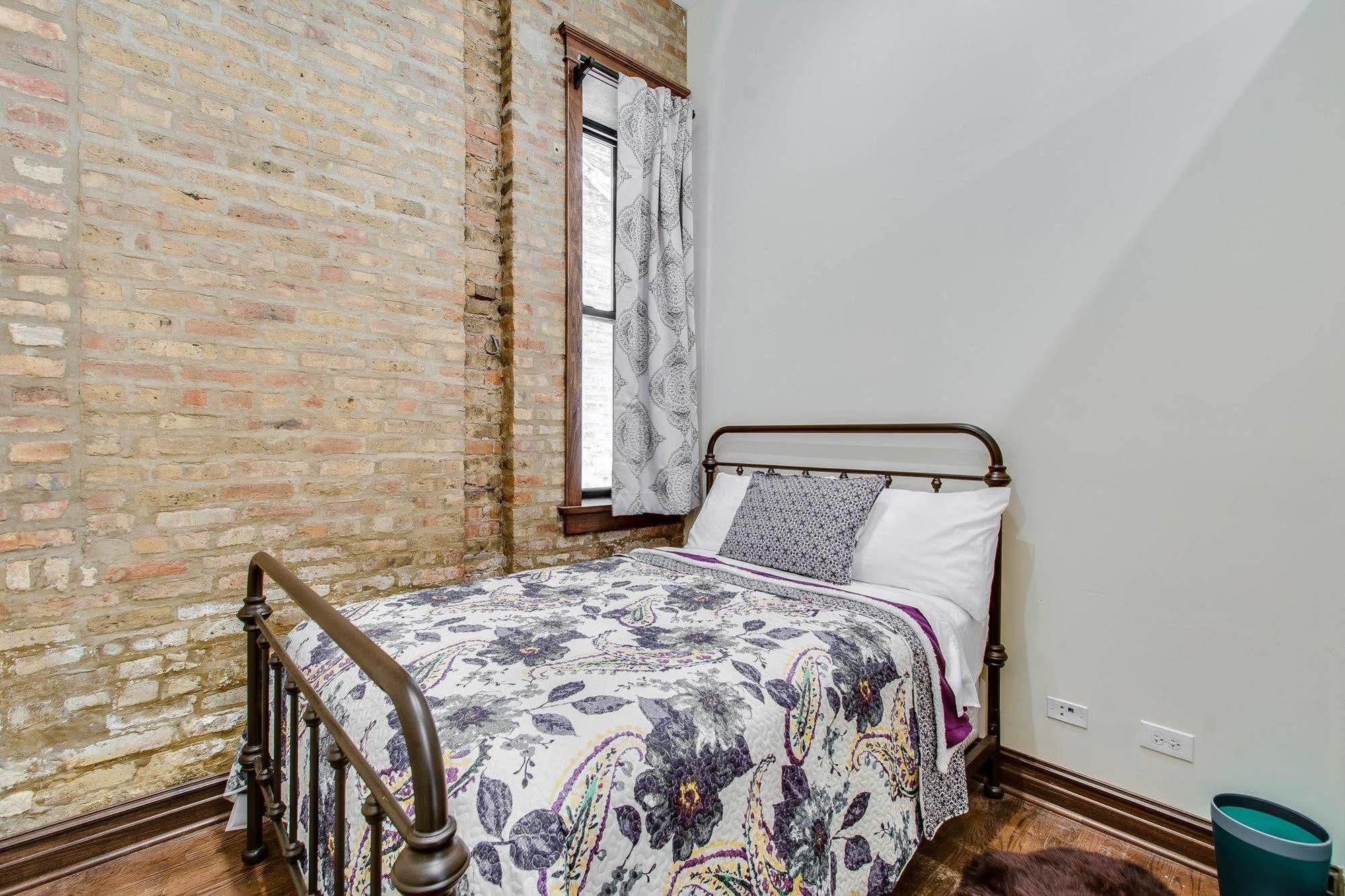 Ruby Room (Adults Only) Chicago Extérieur photo