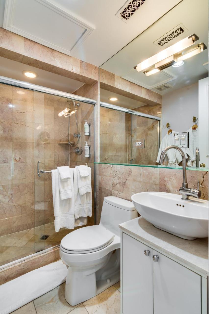 Ruby Room (Adults Only) Chicago Extérieur photo